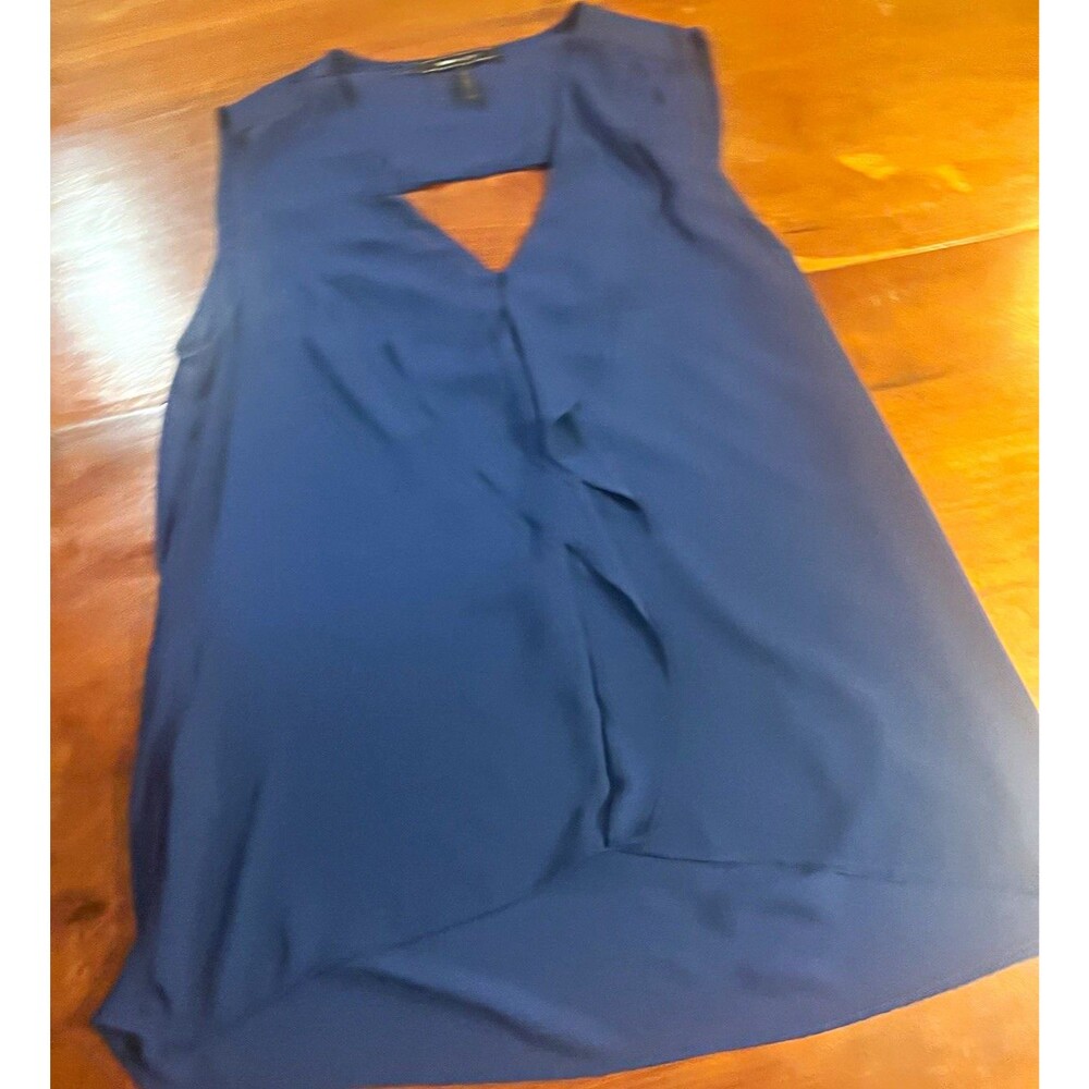 BCBGMAXAZRIA Blue Sleeveless V-Neck Cut-Out Chiffon Polyester Blouse Sz M